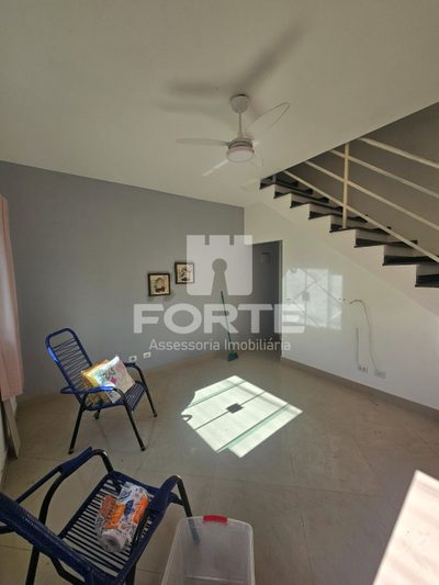 Casa, 2 quartos, 250 m² - Foto 1