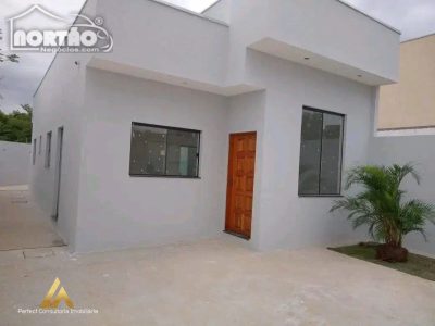 Casa, 4 quartos, 200 m² - Foto 1