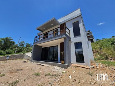 Casa, 3 quartos, 142 m² - Foto 2