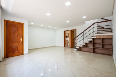 Casa, 3 quartos, 172 m² - Foto 2