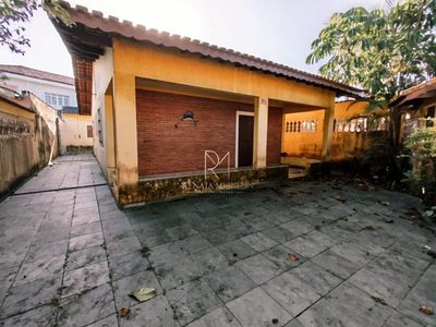 Casa, 4 quartos, 148 m² - Foto 1