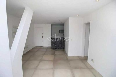 Apartamento, 1 quarto, 60 m² - Foto 1