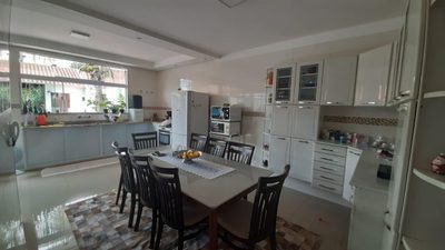 Casa, 3 quartos, 200 m² - Foto 4