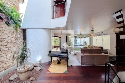 Casa, 3 quartos, 920 m² - Foto 1