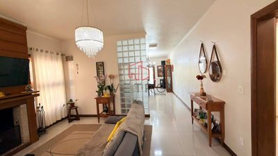 Casa, 3 quartos, 223 m² - Foto 3
