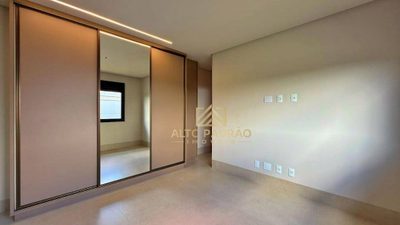 Sobrado, 3 quartos, 251 m² - Foto 3