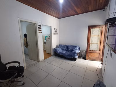 Casa, 2 quartos, 70 m² - Foto 1