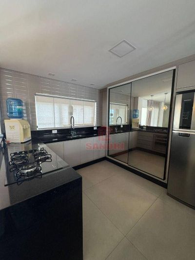 Sobrado, 6 quartos, 465 m² - Foto 2