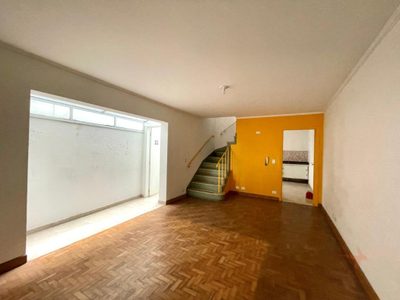 Casa, 2 quartos, 136 m² - Foto 1