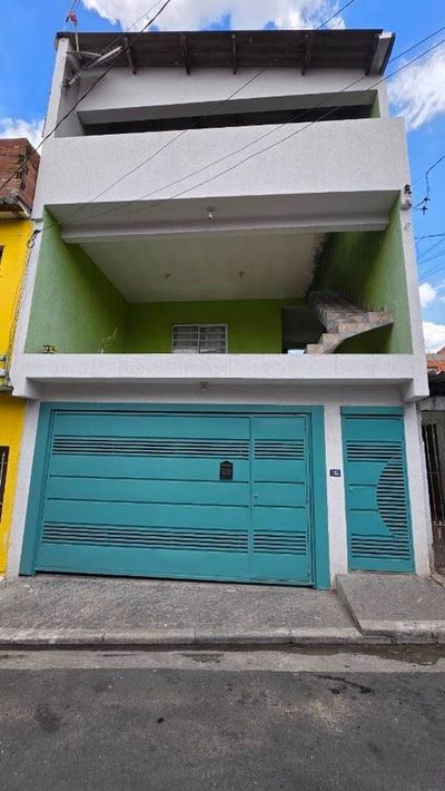 Sobrado, 4 quartos, 210 m² - Foto 1