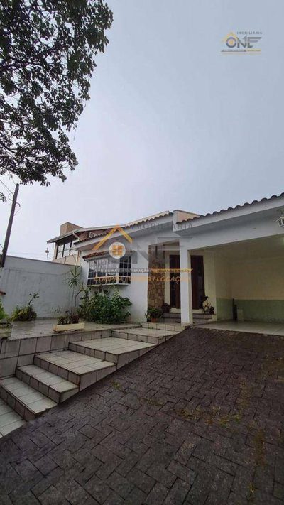 Casa, 4 quartos, 270 m² - Foto 2