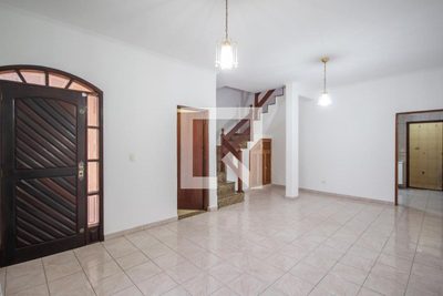Casa, 3 quartos, 220 m² - Foto 2