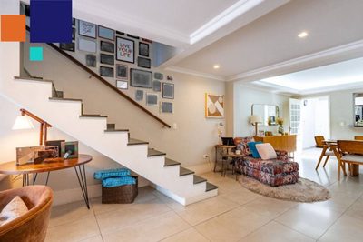 Sobrado, 4 quartos, 142 m² - Foto 1