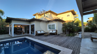Casa de Condomínio, 4 quartos - Foto 1