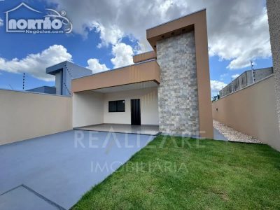 Casa, 3 quartos, 121 m² - Foto 1