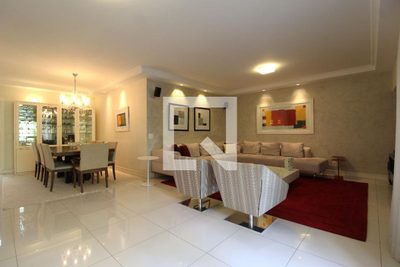 Apartamento, 3 quartos, 210 m² - Foto 2