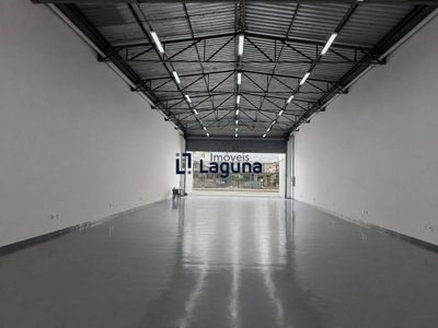 Loja-Salão, 326 m² - Foto 1