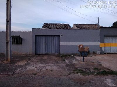 Casa, 2 quartos, 225 m² - Foto 1