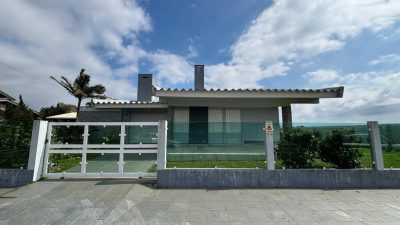 Casa, 3 quartos, 180 m² - Foto 1