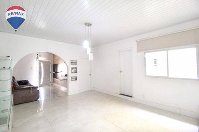 Casa, 3 quartos, 138 m² - Foto 1