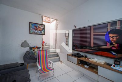 Casa, 2 quartos, 180 m² - Foto 4