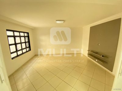 Casa, 5 quartos, 336 m² - Foto 4