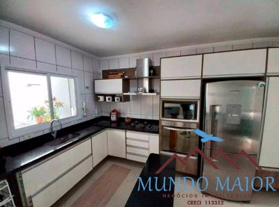 Casa, 3 quartos, 190 m² - Foto 2