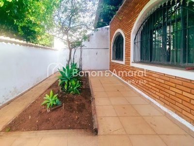 Casa, 3 quartos, 284 m² - Foto 1