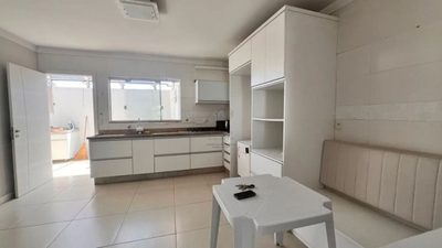 Casa, 3 quartos, 197 m² - Foto 5