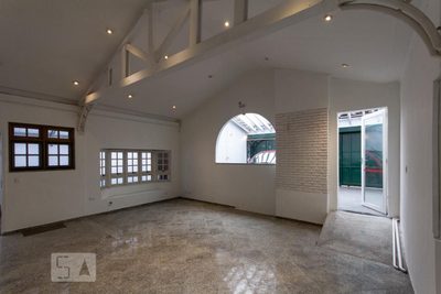 Casa, 4 quartos, 225 m² - Foto 1