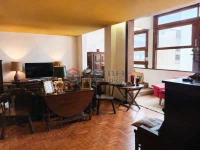 Apartamento, 3 quartos, 211 m² - Foto 1