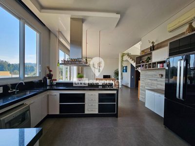 Casa, 3 quartos, 249 m² - Foto 4