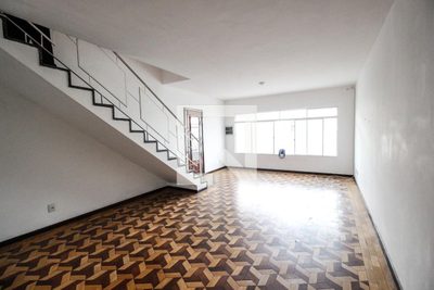 Casa, 3 quartos, 250 m² - Foto 4
