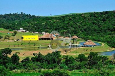 Loteamento e Condomínio, 1500 m² - Foto 2