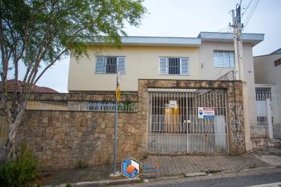 Casa, 5 quartos, 261 m² - Foto 1