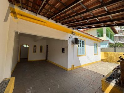 Casa, 2 quartos, 190 m² - Foto 1