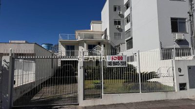 Casa, 4 quartos, 247 m² - Foto 2