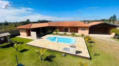 Chácara, 3 quartos, 1400 m² - Foto 1