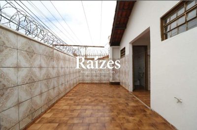 Casa, 4 quartos, 320 m² - Foto 4