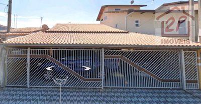 Casa, 3 quartos, 137 m² - Foto 1
