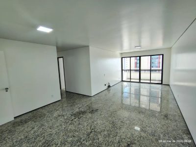 Apartamento, 3 quartos, 127 m² - Foto 2