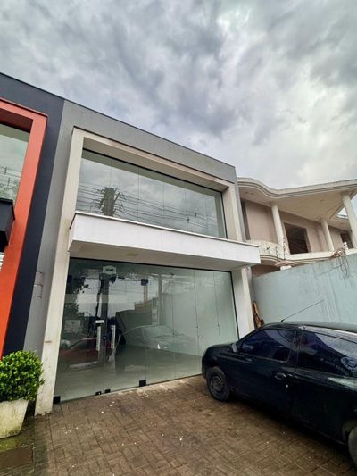 Loja-Salão, 200 m² - Foto 1