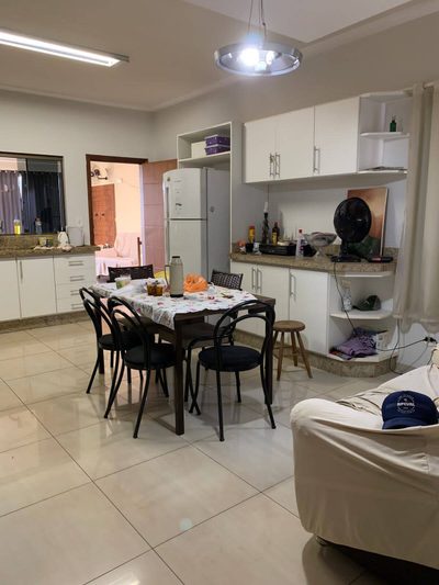 Casa, 3 quartos, 192 m² - Foto 2