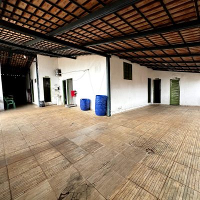 Prédio Inteiro - Foto 1