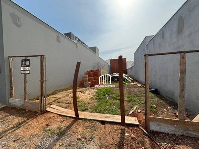 Terreno, 180 m² - Foto 1