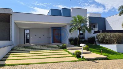 Casa, 3 quartos, 213 m² - Foto 2