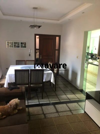 Casa, 3 quartos, 180 m² - Foto 1