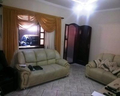 Casa, 2 quartos, 180 m² - Foto 1