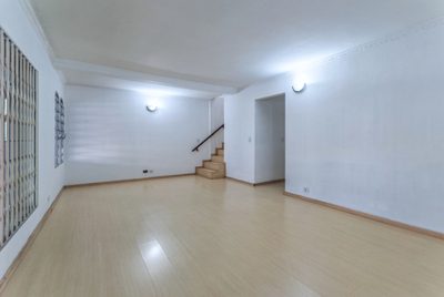 Casa, 3 quartos, 309 m² - Foto 1