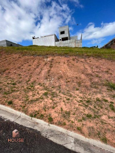 Loteamento e Condomínio, 300 m² - Foto 1